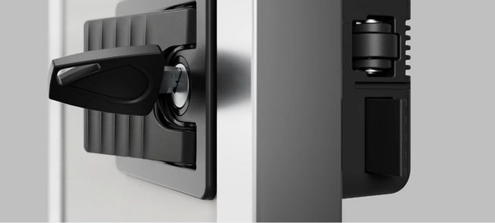 CubeLine compression latch